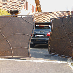 Kovan brna vyrobena pro klienta ve vcarsku - soukrom umnm - modern pln brna