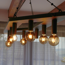 Kovan dizajnov svietidlo kosodnikovho tvaru s retro iarovkami - kvalitn interirov osvetlenie