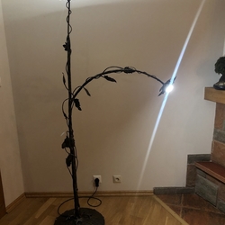 Luxusn stojanov svietidlo Slnenica - originlna kovan lampa