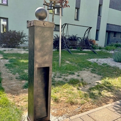 Stĺpikové záhradné svietidlo v medenej patine - exteriérové osvetlenie Stĺpikové záhradné svietidlo v medenej patine - exteriérové osvetlenie
