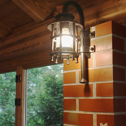 Boční kované svítidlo - exteriérová lampa Klasik vhodná na osvětlení budov, altánů, teras ...