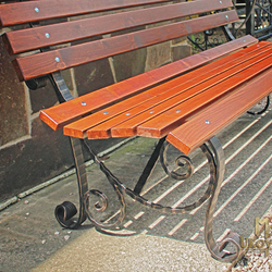 Ručně kovaná lavička do zahrady a parku - zahradní nábytek