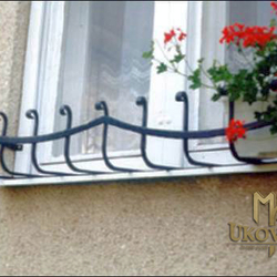 Schmiedeeiserner Zaun für Fensterbank Schmiedeeiserner Zaun für Fensterbank