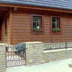 A wrought iron fence BABIČKA - cottage - 'Seclusion near the forest'