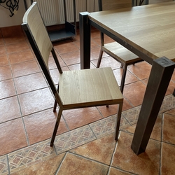 Moderní kovaná židle - kvalitní designový nábytek pro moderní interiér