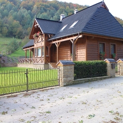 Chalet - La petite maison dans la forêt